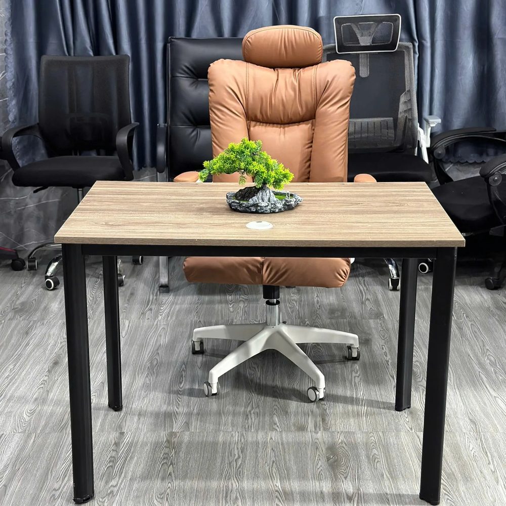 Bàn Văn Phòng 4 Chân Trụ Sắt Sơn Tĩnh Điện - BLV125 1