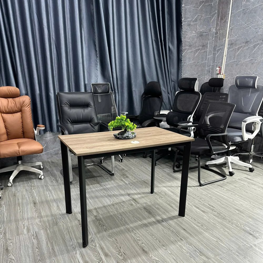Bàn Văn Phòng 4 Chân Trụ Sắt Sơn Tĩnh Điện - BLV125 3