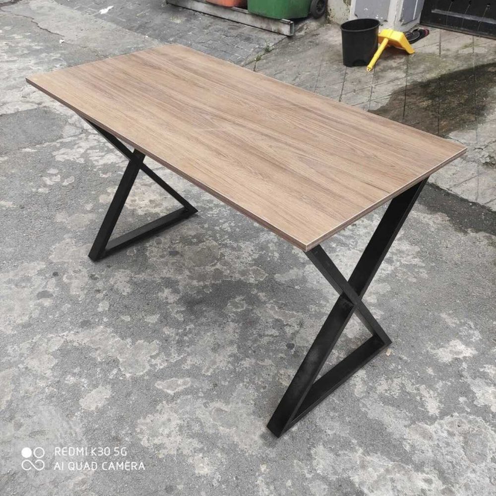 Bàn Văn Phòng Làm Việc Chân Sắt Chữ X - BLV6 4