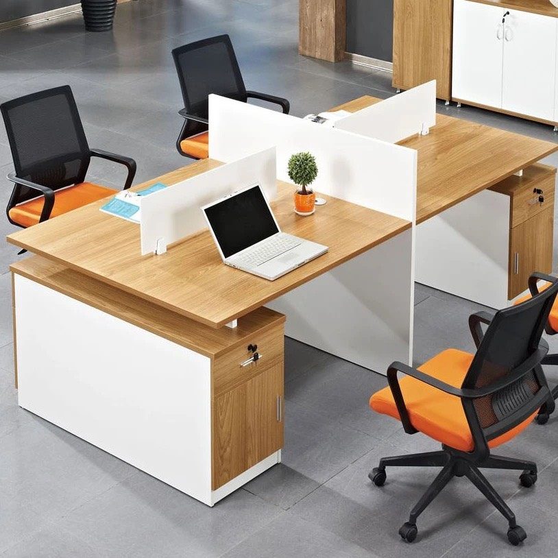 Bàn Cụm Làm Việc 4 Chỗ Có Vách - BC36 5