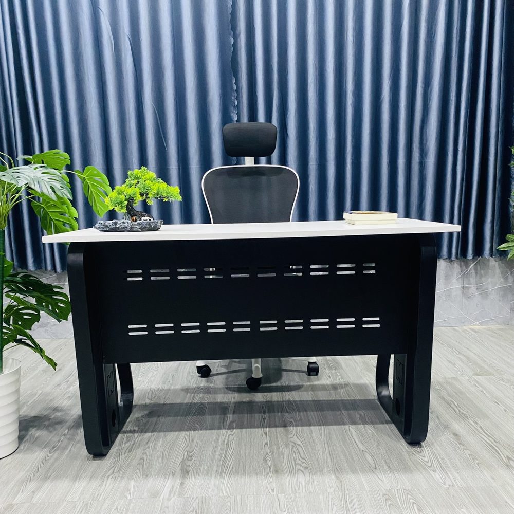 Bàn Làm Việc Chân Sắt Cao Cấp Nhập Khẩu - BLV112 3