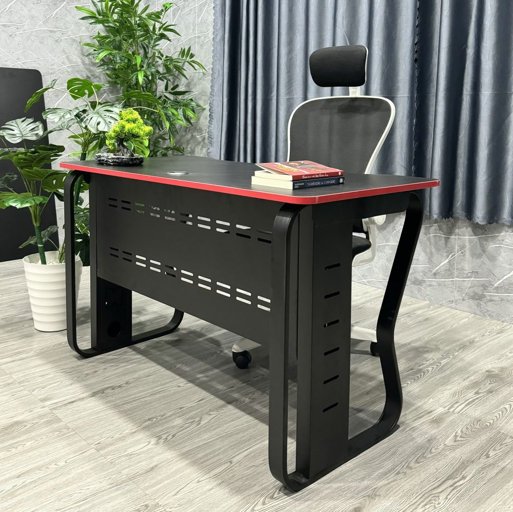 Bàn Làm Việc Chân Sắt Nhập Khẩu Mặt Gaming - BLV113 2