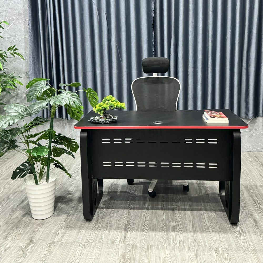 Bàn Làm Việc Chân Sắt Nhập Khẩu Mặt Gaming - BLV113 4