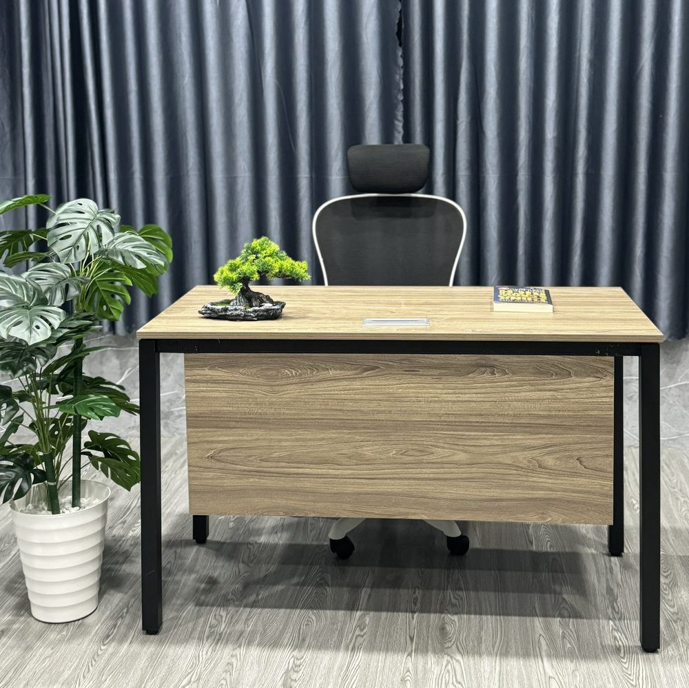 Bàn Làm Việc Chân Độc Lập Có Yếm - BLV117 3
