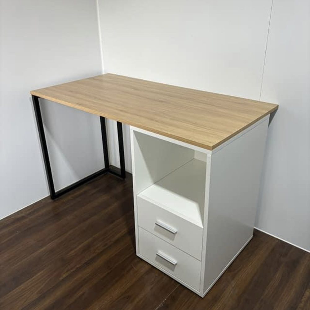 [BLVG144] Bàn Làm Việc Chân Sắt Có Hộc Tủ - BLV118