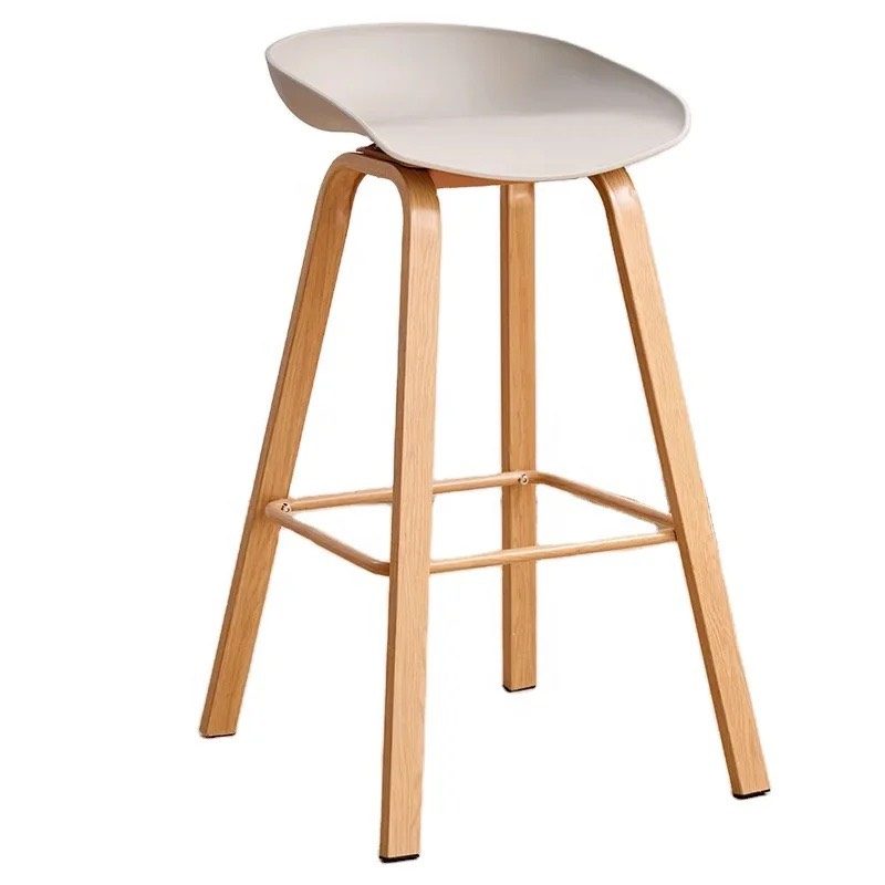 Ghế Bar Mặt Nhựa Chân Gỗ - QB9 1