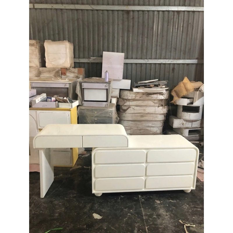 Bàn Trang Điểm Thiết Kế Đẹp Có Nhiều Ngăn Kéo - BTD24 1