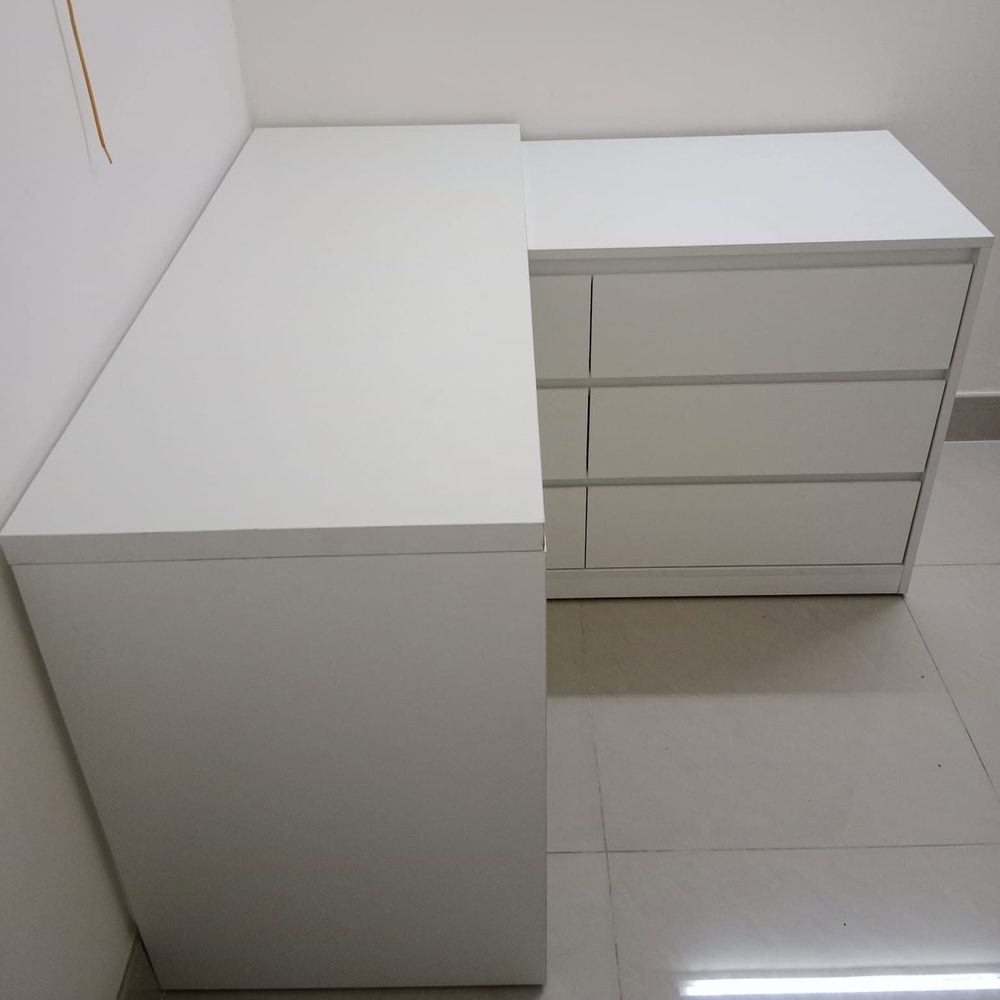 Bàn Trang Điểm Kết Hợp Tủ Trang Trí - BTD19 1
