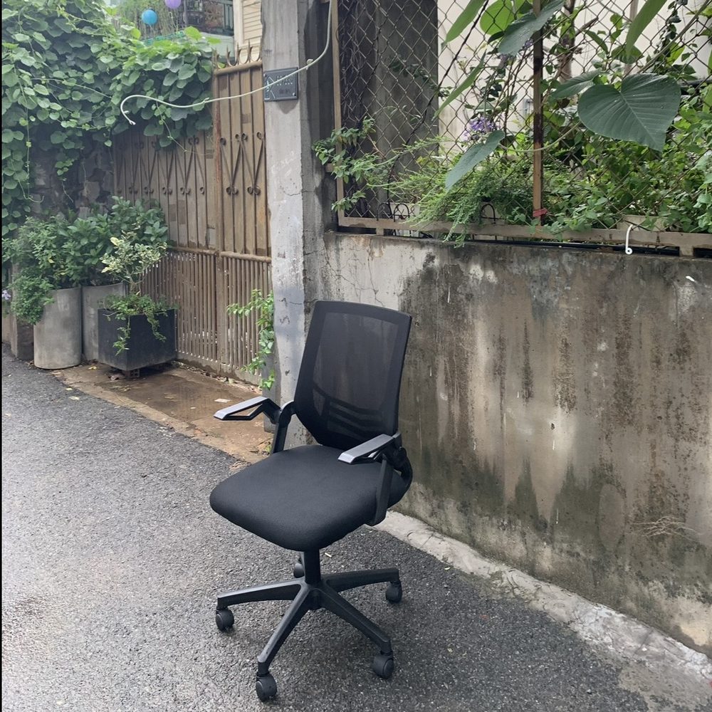 Ghế Xoay Văn Phòng Tay Gập Màu Đen - GX19 4