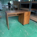 Bàn Làm Việc Gỗ Có Ngăn Kéo Và Tủ Khóa 2