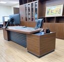 Bàn Giám Đốc Góc L Vân Gỗ Hiện Đại Sang Trọng - BGĐ131